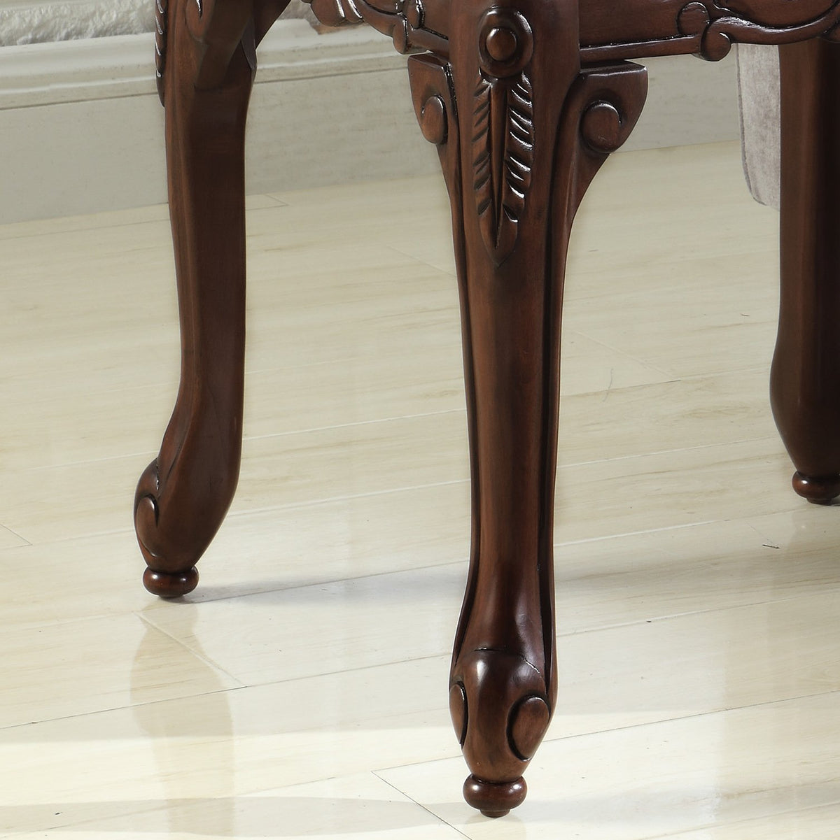 Wood End Table Dark Cherry V36702